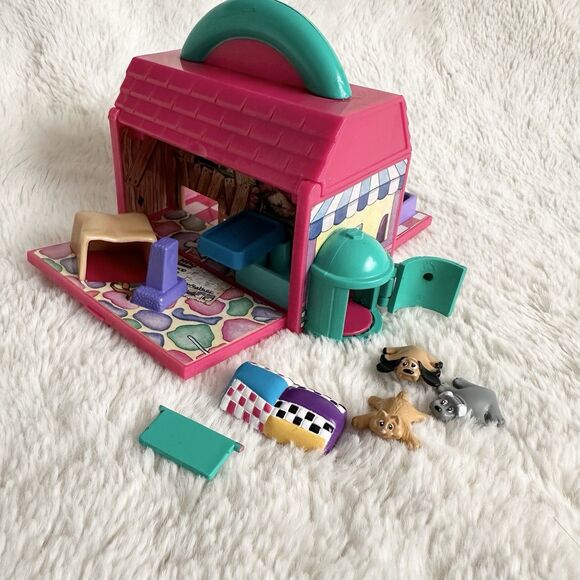 Galoob Mini Pound Puppies Diner Small Playset Vintage 1995 With Accessories Toy - Picture 2 of 7